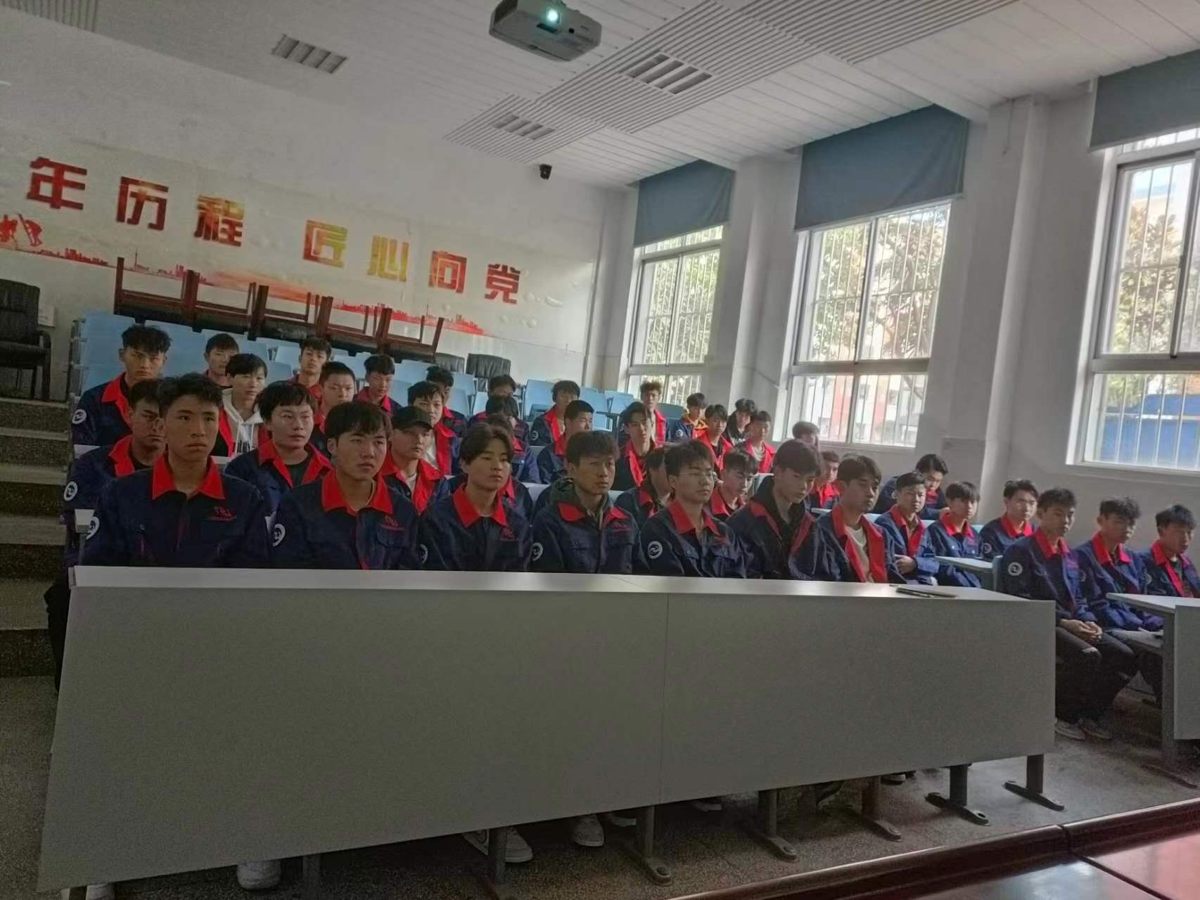 4e9ebc4c554748aaa1f0bc80e4cc1f1b.jpg 4e9ebc4c554748aaa1f0bc80e4cc1f1b.jpg