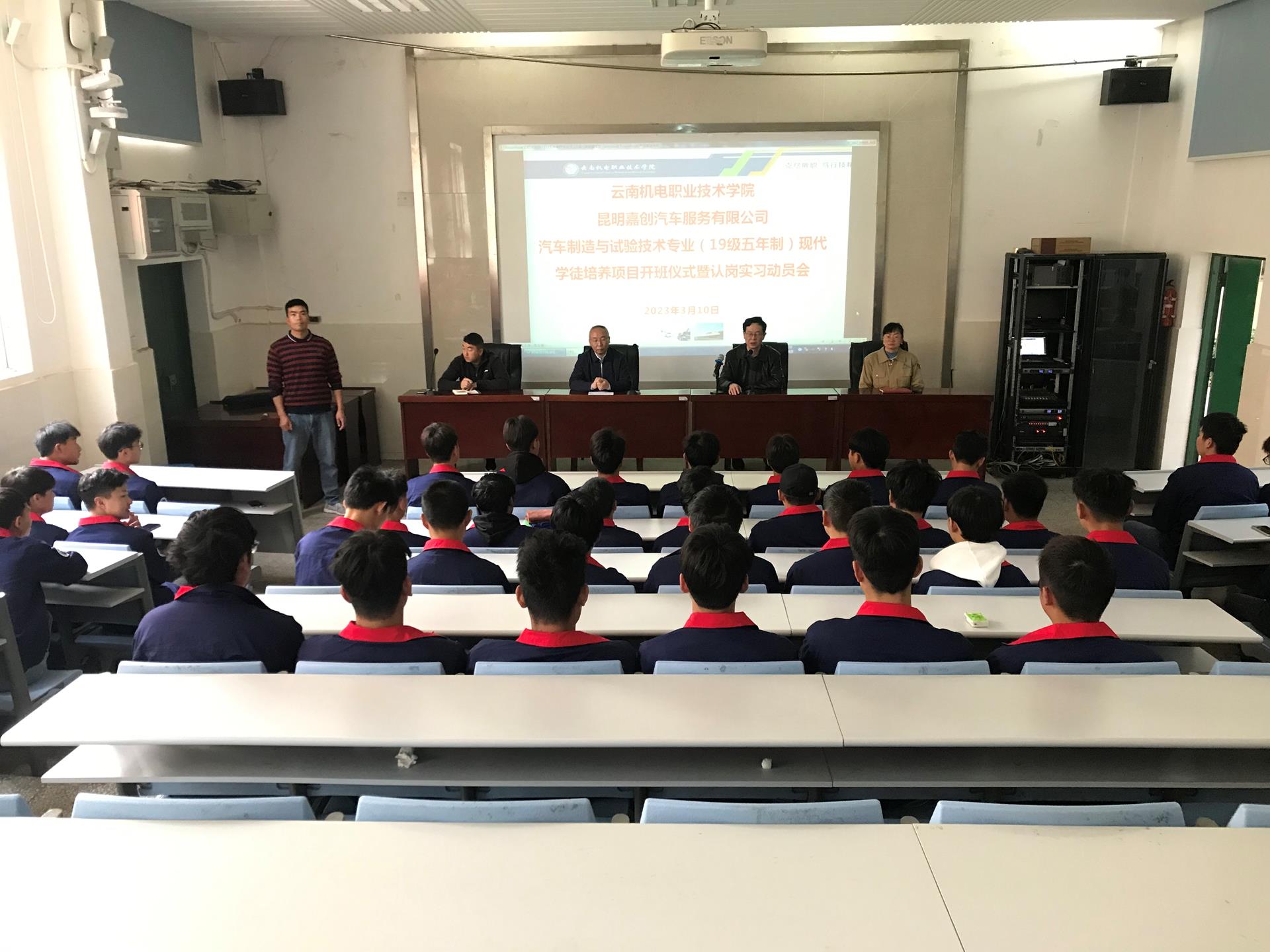 ac470890189f483b8abb3457d1b4b622.jpg ac470890189f483b8abb3457d1b4b622.jpg