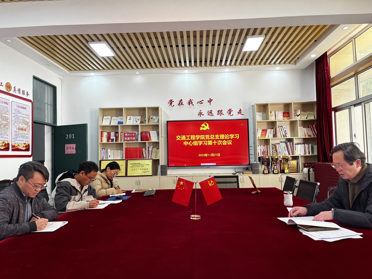 251442188bb14b3491f46f7edbc0c058.jpg 251442188bb14b3491f46f7edbc0c058.jpg