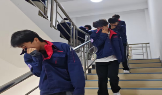 b9bc0f485c3f4b62b4d71320dd766113.png b9bc0f485c3f4b62b4d71320dd766113.png