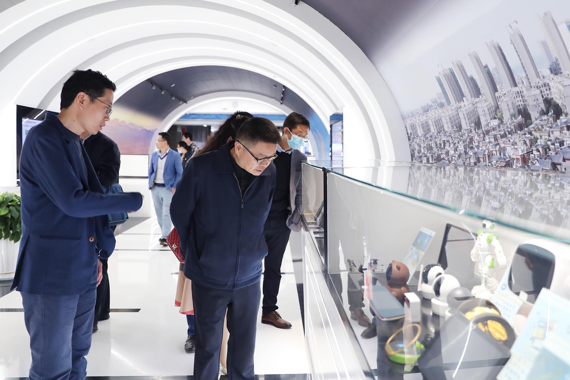 221ff8e9636a4dd4a57e0f0a577aeae9.jpg 221ff8e9636a4dd4a57e0f0a577aeae9.jpg