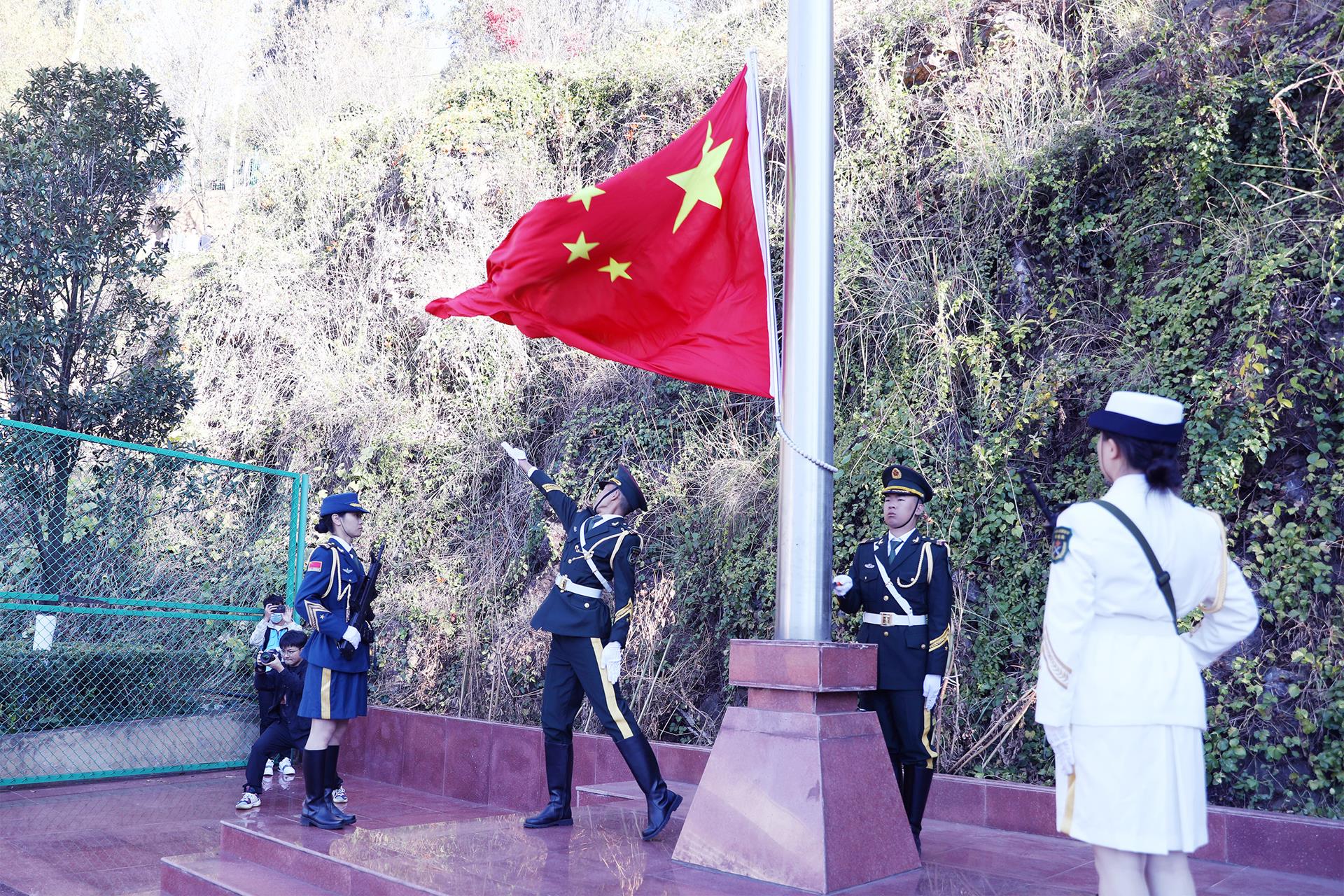 93a8652bc2184fd9a86649679c45d3c4.jpg 93a8652bc2184fd9a86649679c45d3c4.jpg