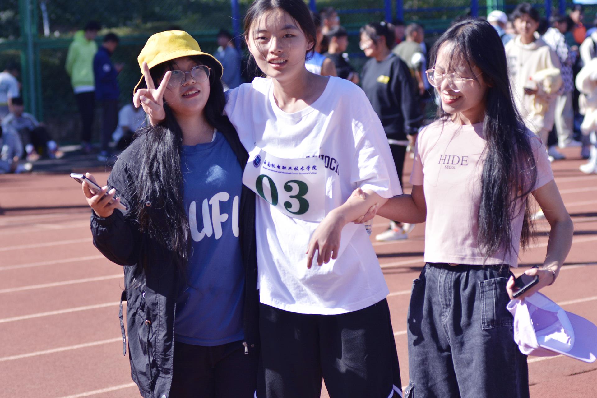 6ea71e0389fa4285b19151ae95e40cc9.jpg 6ea71e0389fa4285b19151ae95e40cc9.jpg