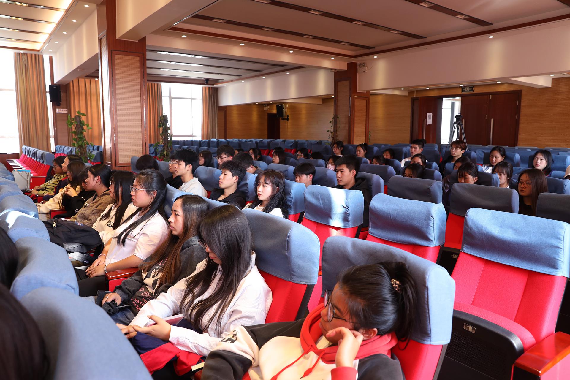 f223b27f11904d08a59a7f4d8f2fdb48.jpg f223b27f11904d08a59a7f4d8f2fdb48.jpg