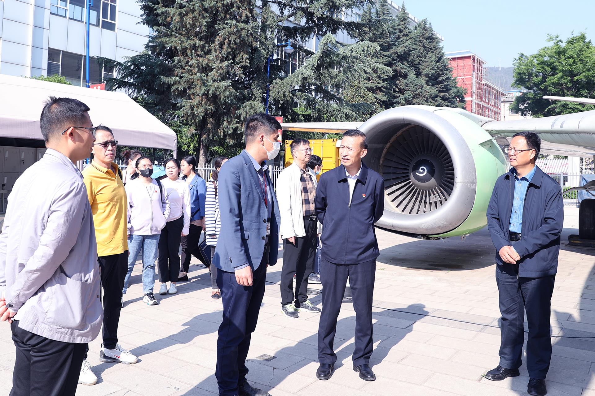 077c16a45cd447f2876c11b986882e89.jpg 077c16a45cd447f2876c11b986882e89.jpg