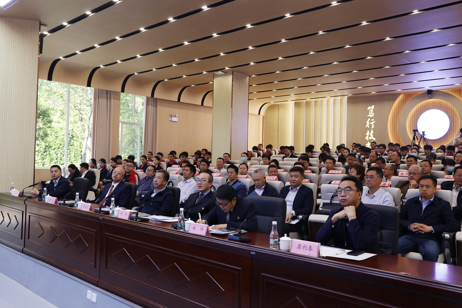 fd86fe7a976240fc88099f71c68849be.jpg fd86fe7a976240fc88099f71c68849be.jpg