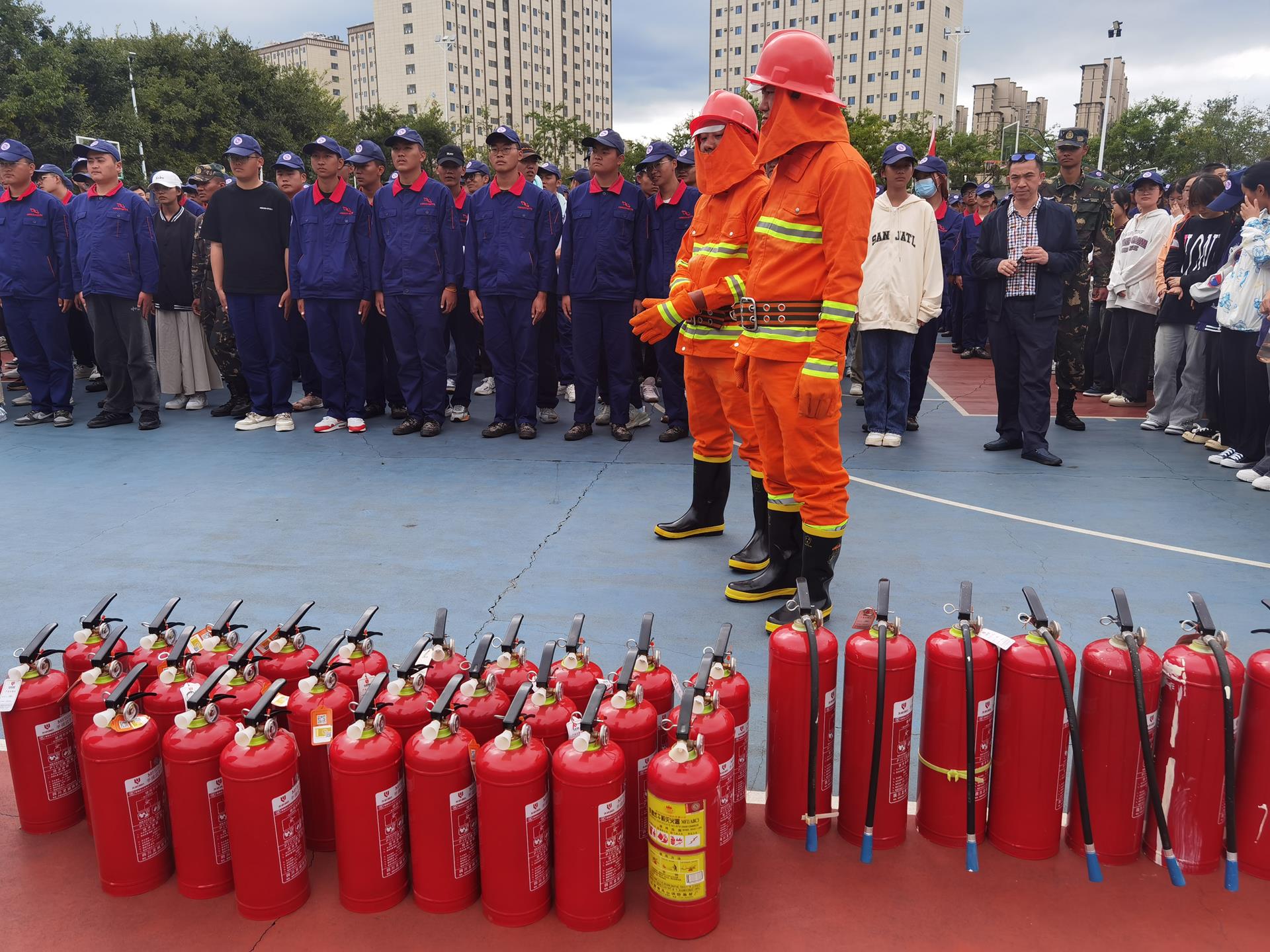 445540bdea6748d18843006ee5c0a496.jpg 445540bdea6748d18843006ee5c0a496.jpg