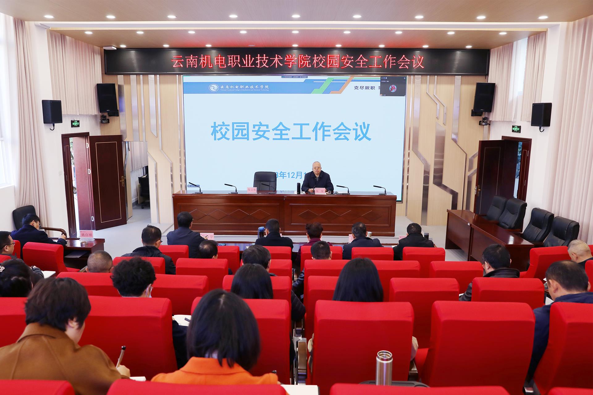 49118da346a64a4d90a3e7216db8e8a5.jpg 49118da346a64a4d90a3e7216db8e8a5.jpg