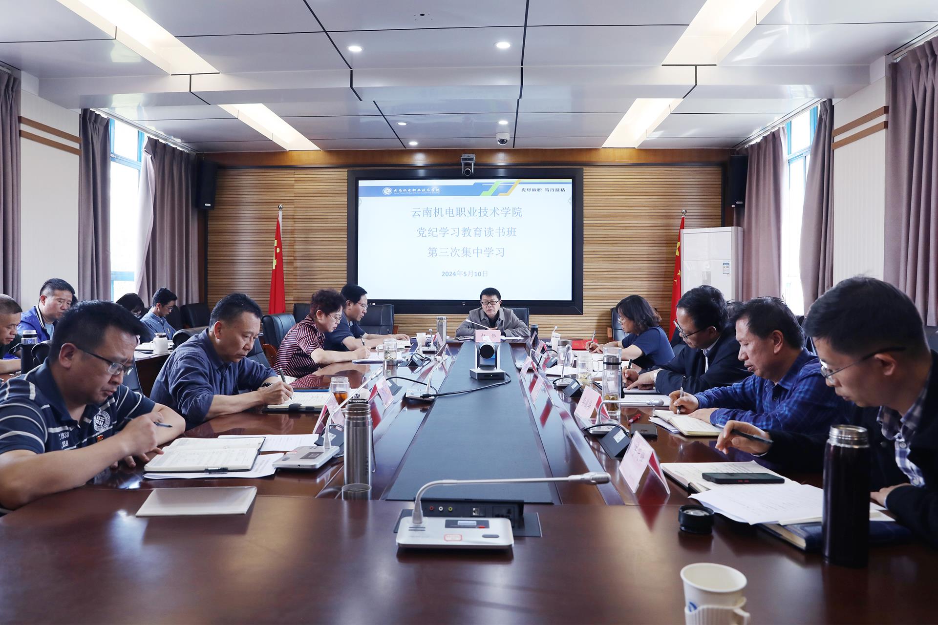 2937c92c85064aa0be5a268589dc4952.jpg 2937c92c85064aa0be5a268589dc4952.jpg