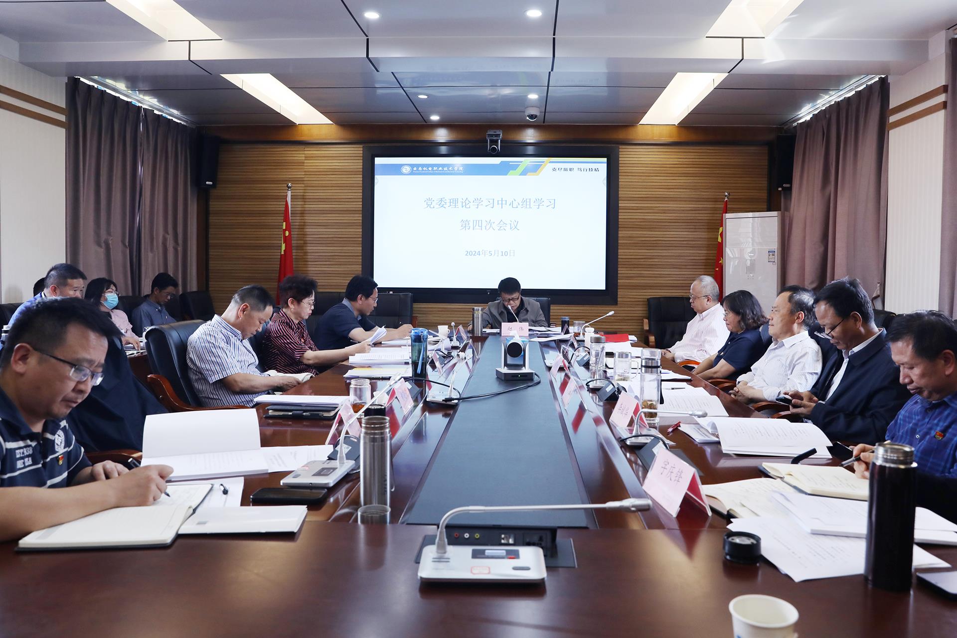 cbbeb091f4d64c7fb68153d25ca28cc3.jpg cbbeb091f4d64c7fb68153d25ca28cc3.jpg