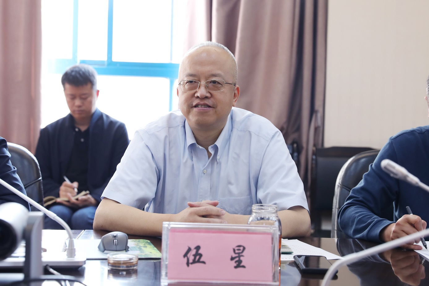 8a133baf476a431dbaf55eab9a189f31.jpg 8a133baf476a431dbaf55eab9a189f31.jpg