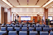 小狐狸在线举办书记校长同上一堂思政课2022级新生开学典礼暨“开学第一课”