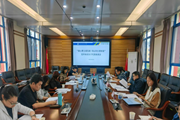 学校召开“凝心聚力谋发展 同心同行谱新篇”党外知识分子代表座谈会